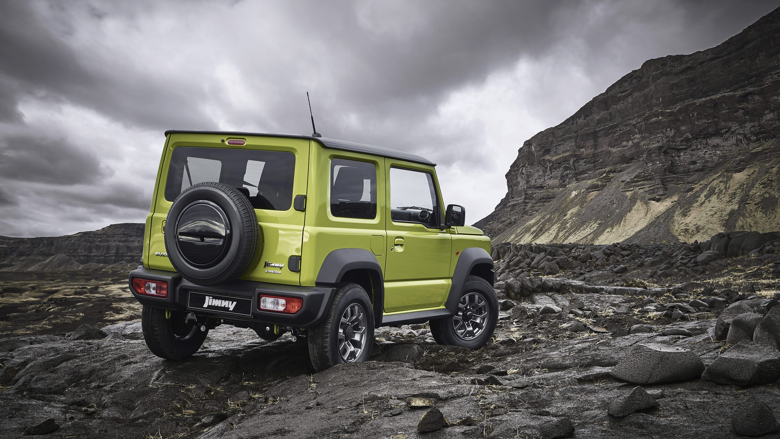 Maruti Suzuki Jimny Achieves 1 Lakh Export Milestone: 'Make in India for the World' Success Story 3 Maruti Suzuki Jimny Rear